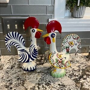 Ceramic hand painted roosters (2)